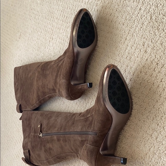 Nordstrom Isola Suede Boots W Bow Size 